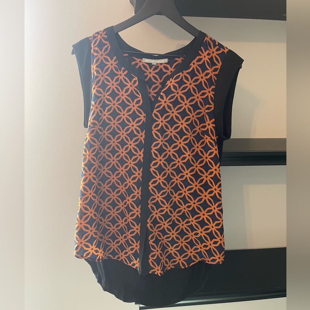 Daniel Rain V-Neck Short Sleeve Blouse